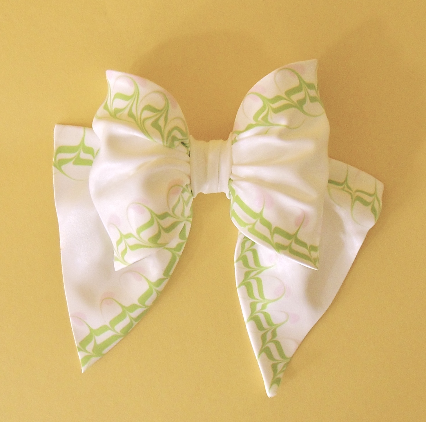 SugarVeil SugarVei White Confectionery Icing 5 lb. Pail