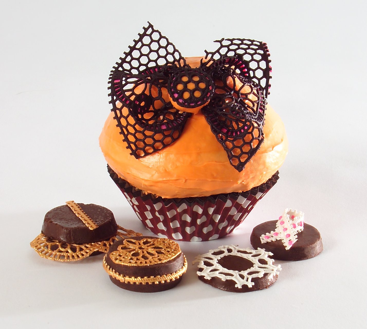 SugarVeil SugarVeil Extra Dark Chocolate Confectionery Icing 3.7 oz. pouch